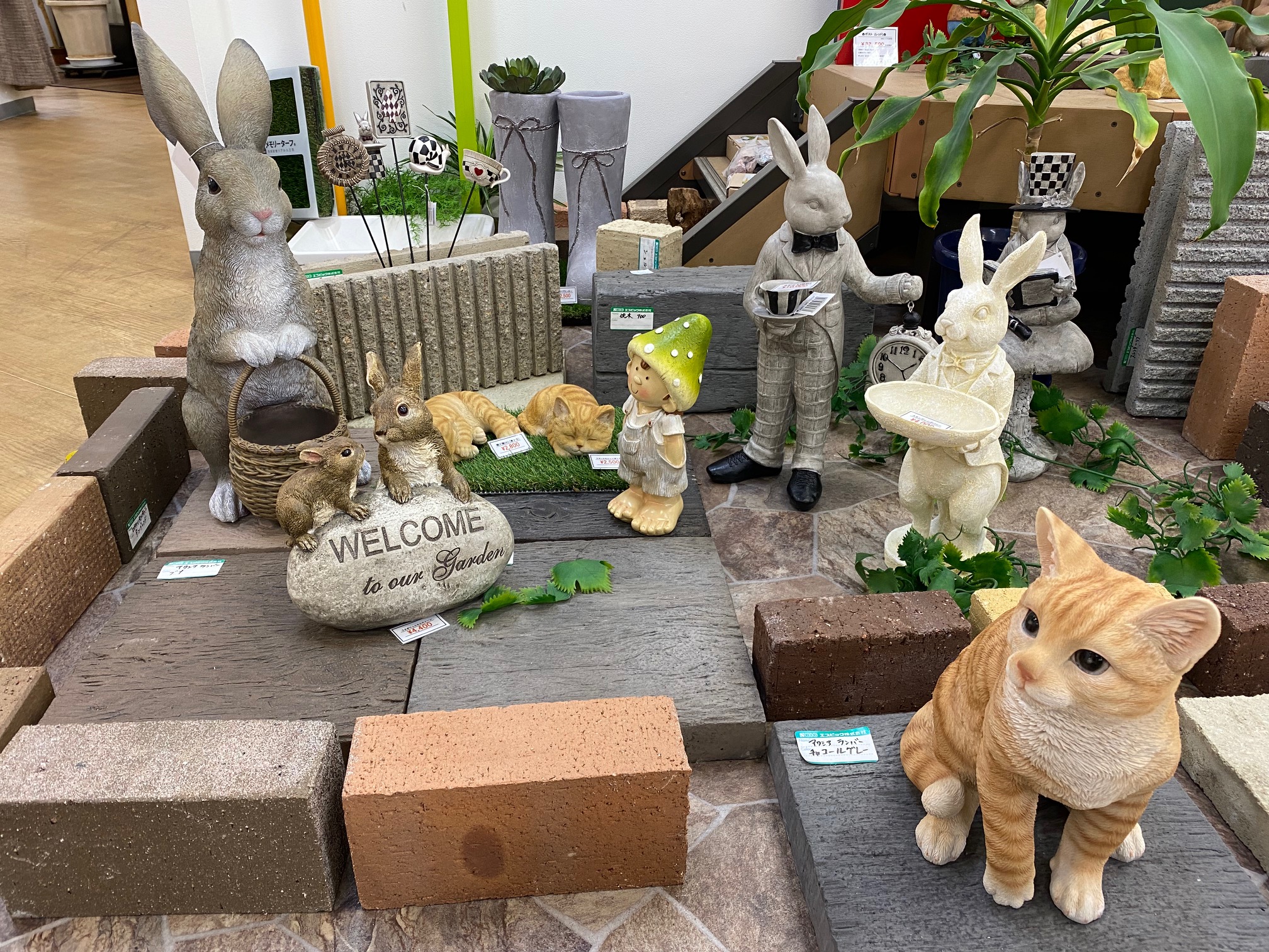 ❃ ✦ ガーデン置物入荷しました ✦ ❃｜お庭やサンガーデン置物 